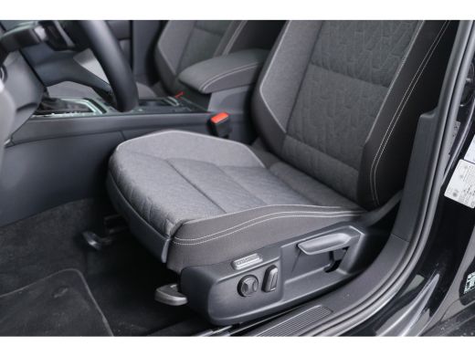 Volkswagen Passat Variant 1.5 TSI Business | Virtual | Navi | Ergo Comfort | DAB | Keyless | 3-Zone Clima | Cruise ... ActivLease financial lease