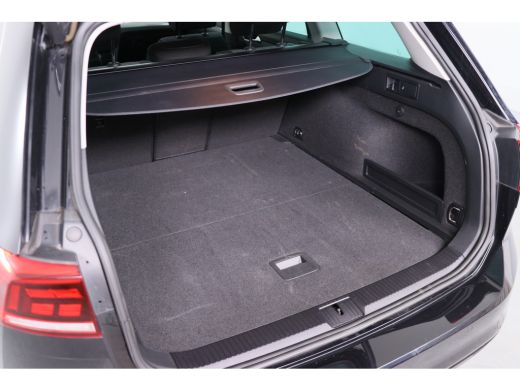 Volkswagen Passat Variant 1.5 TSI Business | Virtual | Navi | Ergo Comfort | DAB | Keyless | 3-Zone Clima | Cruise ... ActivLease financial lease