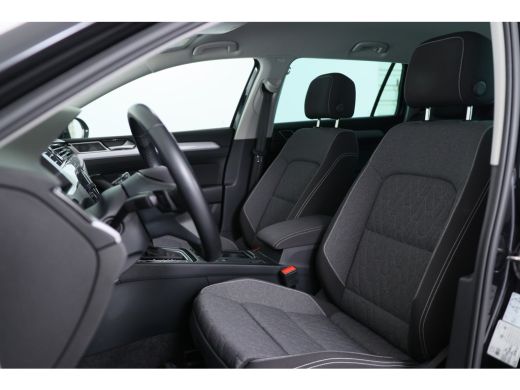 Volkswagen Passat Variant 1.5 TSI Business | Virtual | Navi | Ergo Comfort | DAB | Keyless | 3-Zone Clima | Cruise ... ActivLease financial lease