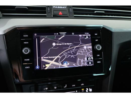 Volkswagen Passat Variant 1.5 TSI Business | Virtual | Navi | Ergo Comfort | DAB | Keyless | 3-Zone Clima | Cruise ... ActivLease financial lease