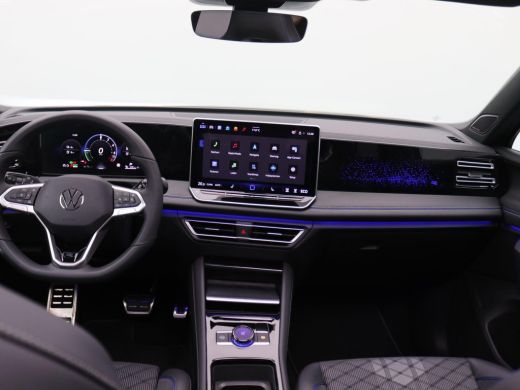 Volkswagen Tiguan 1.5 eHybrid R-Line Edition 272PK DSG Panoramadak, Harman & Kardon, LED-Matrix, Winterpakket Plus,... ActivLease financial lease