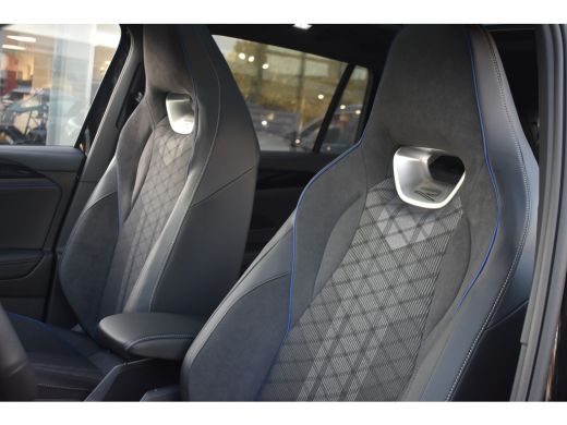 Volkswagen Tiguan R-Line Edition - eHybrid Inclusief €4000,- inruilvoordeel | TREKHAAK | NAVIGATIE | ADAPT.CRUISE |... ActivLease financial lease