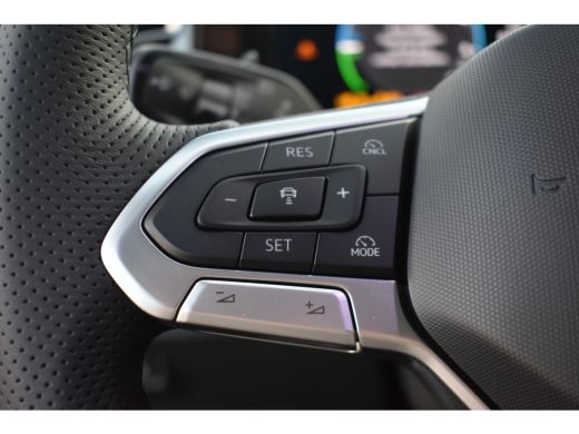 Volkswagen Tiguan R-Line Edition - eHybrid Inclusief €4000,- inruilvoordeel | TREKHAAK | NAVIGATIE | ADAPT.CRUISE |... ActivLease financial lease