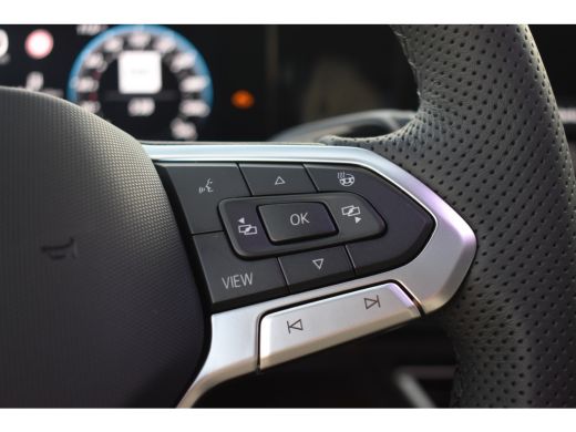 Volkswagen Tiguan R-Line Edition - eHybrid Inclusief €4000,- inruilvoordeel | TREKHAAK | NAVIGATIE | ADAPT.CRUISE |... ActivLease financial lease