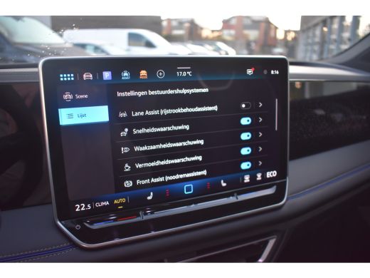 Volkswagen Tiguan R-Line Edition - eHybrid Inclusief €4000,- inruilvoordeel | TREKHAAK | NAVIGATIE | ADAPT.CRUISE |... ActivLease financial lease