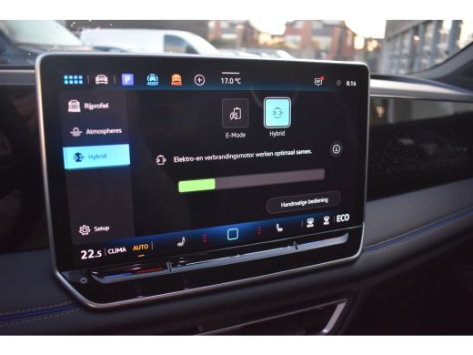 Volkswagen Tiguan R-Line Edition - eHybrid Inclusief €4000,- inruilvoordeel | TREKHAAK | NAVIGATIE | ADAPT.CRUISE |... ActivLease financial lease