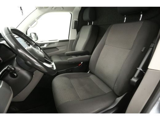 Volkswagen Transporter 2.0 TDI L2H1 30 Bulli 150PK DSG Automaat Airco ACC Camera Carplay LED Trekhaak Virtual Navi PDC 1... ActivLease financial lease