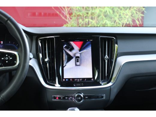 Volvo  V60 Cross Country 2.0 B5 AWD Plus | 360 Camera | Pilot Assist | Stuur/stoelverwarming | Memory Seats ActivLease financial lease