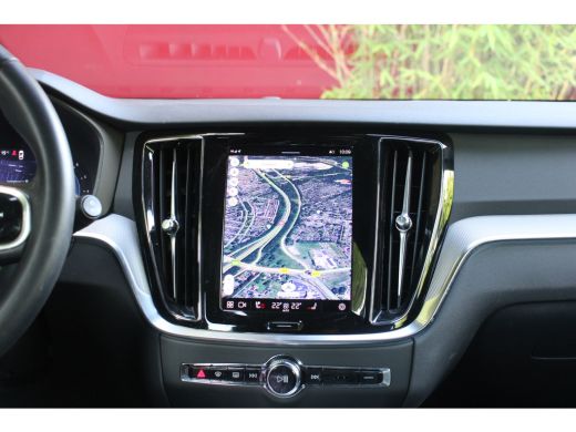 Volvo  V60 Cross Country 2.0 B5 AWD Plus | 360 Camera | Pilot Assist | Stuur/stoelverwarming | Memory Seats ActivLease financial lease