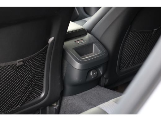 Volvo  V60 Cross Country 2.0 B5 AWD Plus | 360 Camera | Pilot Assist | Stuur/stoelverwarming | Memory Seats ActivLease financial lease
