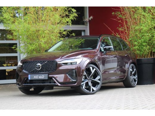 Volvo XC60 T6 AWD Plug-in Hybrid Ultra Dark | Luchtvering | Bowers&Wilkins | Massage | Panoramadak | Pilot A... Volvo XC60 T6 AWD Plug-in Hybrid Ultra Dark | Luchtvering | Bowers&Wilkins | Massage | Panoramadak | Pilot A...