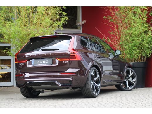 Volvo  XC60 T6 AWD Plug-in Hybrid Ultra Dark | Luchtvering | Bowers&Wilkins | Massage | Panoramadak | Pilot A... ActivLease financial lease