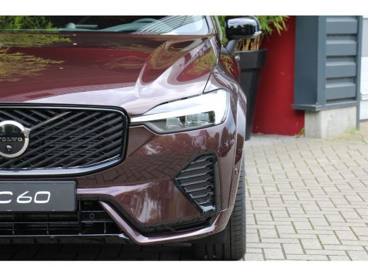 Volvo  XC60 T6 AWD Plug-in Hybrid Ultra Dark | Luchtvering | Bowers&Wilkins | Massage | Panoramadak | Pilot A... ActivLease financial lease