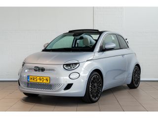 Fiat 500C La Prima 42 kWh Cabrio | Adaptieve Cruise Controle | Camera | Parkeersensoren | Navigatie | Stoel...