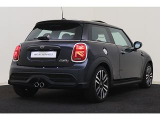 Mini Cooper S Cooper S Classic / Panoramadak / Sportstoelen / Comfort Access / Stuurverwarming / LED / Head-Up ...