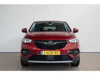 Opel Grandland X 1.2 Turbo 130PK Business Executive | Trekhaak | Climate Controle | Parkeersensoren | Comfort Stoe...