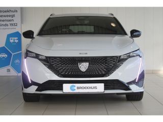 Peugeot e-308 GT EV 54 kWh | LUXE UITVOERING | 360 GRADEN CAMERA | AGR COMFORT STOELEN | STOEL & STUURVERWARMIN...