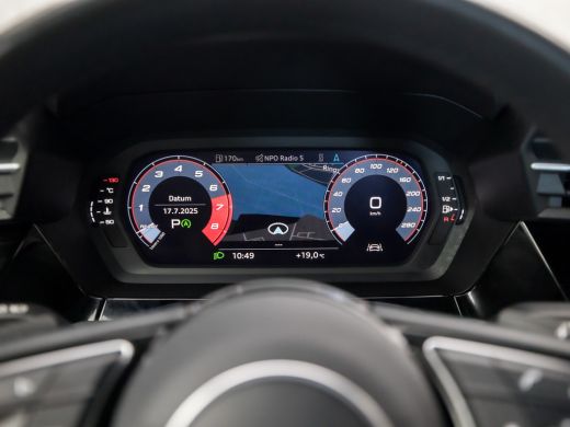 Audi A3 Limousine 35 TFSI Sport 150Pk Automaat (APPLE CARPLAY, GROOT NAVI, CLIMATE, GETINT GLAS, PARKEERS... ActivLease financial lease