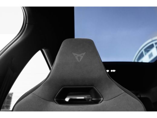 CUPRA Born Performance 82 kWh Panorama dak | Sennheiser | Keyless Advanced | Elek. stoelen | 20" Velgen 'Hur... ActivLease financial lease