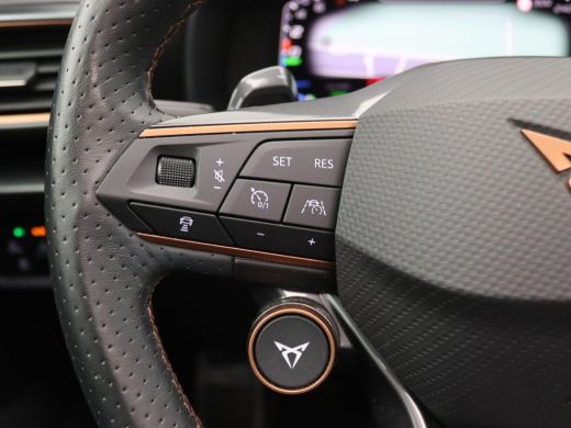 CUPRA Formentor 1.4 e-Hybrid VZ Performance 245PK DSG Pano-Schuifdak,Supersportstuur, Adaptieve Cruise Controle, ... ActivLease financial lease