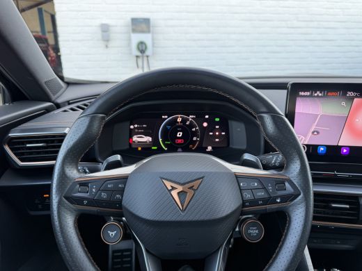CUPRA Formentor 1.4 e-Hybrid VZ Performance | CarPlay | Camera | ACC | LED | DAB+ | Keyless | 19 inch ActivLease financial lease