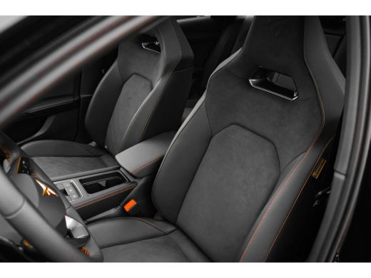 CUPRA Leon Sportstourer 1.5 TSI e-Hybrid VZ Performance Pano Schuif kantel dak | Sennheiser | 19" inch LM velgen ActivLease financial lease