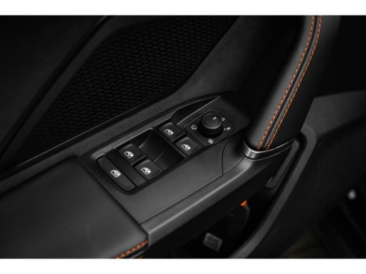 CUPRA Leon Sportstourer 1.5 TSI e-Hybrid VZ Performance Pano Schuif kantel dak | Sennheiser | 19" inch LM velgen ActivLease financial lease
