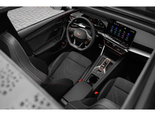 CUPRA Leon Sportstourer 1.5 TSI e-Hybrid VZ Performance Pano Schuif kantel dak | Sennheiser | 19" inch LM velgen ActivLease financial lease