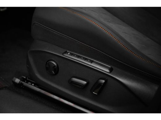 CUPRA Terramar 1.5 TSI e-Hybrid Business Panorama schuif kantel dak | Sennheiser | 20" Inch LM Glossy Black ActivLease financial lease
