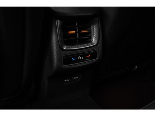 CUPRA Terramar 1.5 TSI e-Hybrid Business Panorama schuif kantel dak | Sennheiser | 20" Inch LM Glossy Black ActivLease financial lease