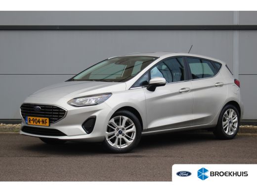 Ford Fiesta 1.0 Titanium | Climate & Cruise C. | Winter Pack | Carplay | Stoel & Stuurverw.| DAB | Climate & ... Ford Fiesta 1.0 Titanium | Climate & Cruise C. | Winter Pack | Carplay | Stoel & Stuurverw.| DAB | Climate & ...