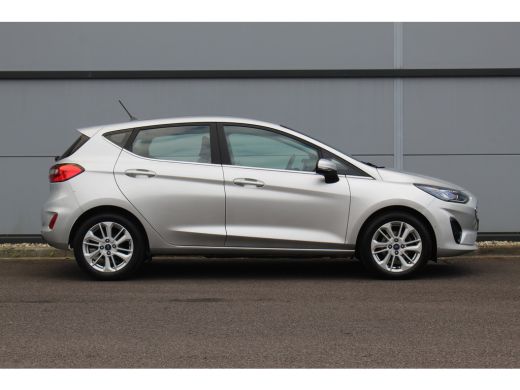 Ford Fiesta 1.0 Titanium | Climate & Cruise C. | Winter Pack | Carplay | Stoel & Stuurverw.| DAB | Climate & ... ActivLease financial lease