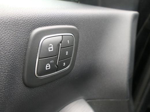 Ford Kuga 2.5 PHEV Vignale | Leder | Adaptive Cruise | Full Led | BLIS | Winterpack | Head-Up | Elektrische... ActivLease financial lease