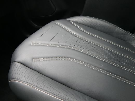 Ford Kuga 2.5 PHEV Vignale | Leder | Adaptive Cruise | Full Led | BLIS | Winterpack | Head-Up | Elektrische... ActivLease financial lease