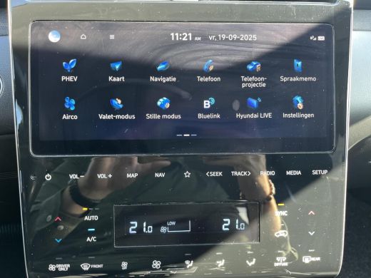 Hyundai Tucson 1.6 T-GDI PHEV Premium 4WD | Rijklaarprijs dus GEEN afleverkosten! | 360 camera | Verwarmde en ge... ActivLease financial lease