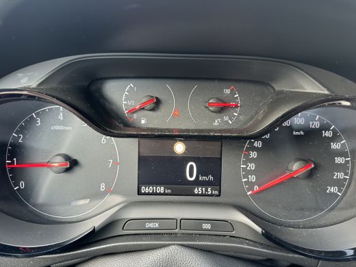 Opel Crossland 1.2 110PK Turbo GS Line | AGR-COMFORTSTOEL| NAVIGATIE| CAMERA| PARKEERSENSOREN V+A| DAB| CRUISE C... ActivLease financial lease