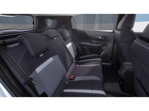 Opel Frontera GS | 11 kW boordlader | 17" Lichtmetalen velgen in Zwart met 215/60 R17 banden | Achteruitrijcamera ActivLease financial lease