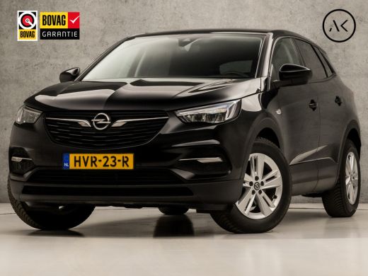Opel Grandland X 1.2 Turbo Sport Automaat (APPLE CARPLAY, GROOT NAVI, GETINT GLAS, PARKEERSENSOREN, SPORTSTOELEN, ... Opel Grandland X 1.2 Turbo Sport Automaat (APPLE CARPLAY, GROOT NAVI, GETINT GLAS, PARKEERSENSOREN, SPORTSTOELEN, ...