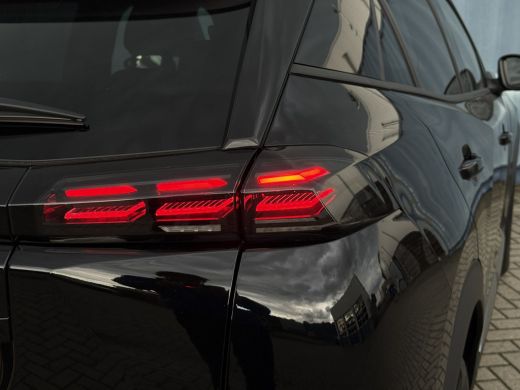 Peugeot 2008 1.2 Hybrid Allure | Achteruitrijcamera | Airco (automatisch) | Cruise control ActivLease financial lease