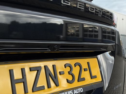Peugeot 2008 1.2 Hybrid Allure | Achteruitrijcamera | Airco (automatisch) | Cruise control ActivLease financial lease
