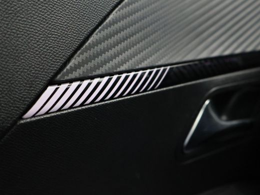 Peugeot 2008 1.2 PT 130 PK AUT. ALLURE + CAMERA | CARPLAY | DIGITALE COCKPIT | LED ActivLease financial lease