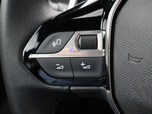 Peugeot 2008 1.2 PT 130 PK AUT. ALLURE + CAMERA | CARPLAY | DIGITALE COCKPIT | LED ActivLease financial lease
