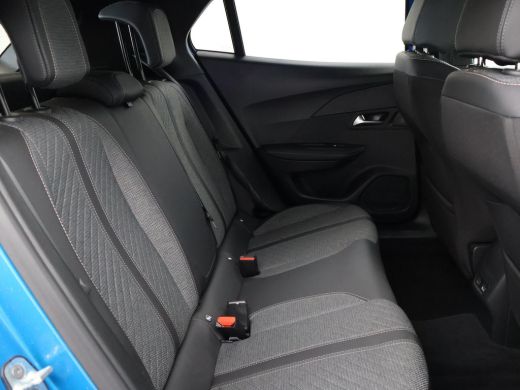 Peugeot 2008 1.2 PT 130 PK AUT. ALLURE + CAMERA | CARPLAY | DIGITALE COCKPIT | LED ActivLease financial lease