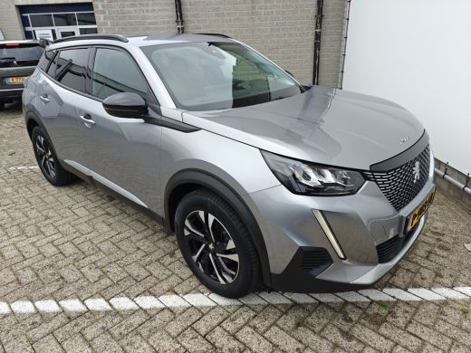 Peugeot 2008 1.2 PureTech Allure Pack | Achterbank in delen neerklapbaar | Achteruitrijcamera | Airco (automat... ActivLease financial lease