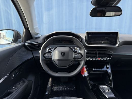Peugeot 208 1.2 Hybrid 110 e-DCS6 Allure | Achterspoiler | Achteruitrijcamera | Camera voor ActivLease financial lease