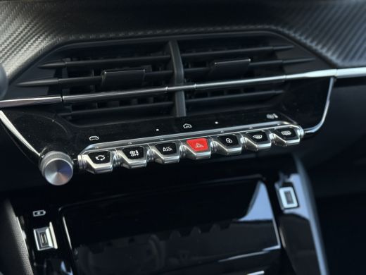 Peugeot 208 1.2 Hybrid 110 e-DCS6 Allure | Achterspoiler | Achteruitrijcamera | Camera voor ActivLease financial lease