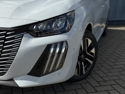 Peugeot 208 1.2 Hybrid 110 e-DCS6 Allure | Achterspoiler | Achteruitrijcamera | Camera voor ActivLease financial lease