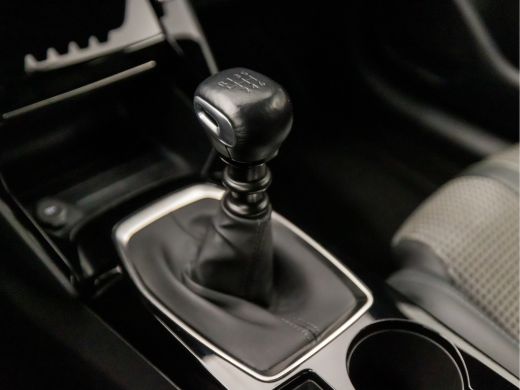Peugeot 208 1.2 PureTech GT Sport (VIRTUAL COCKPIT, APPLE CARPLAY, GROOT NAVI, LEDER, 360 CAMERA, ADAPTIVE CR... ActivLease financial lease