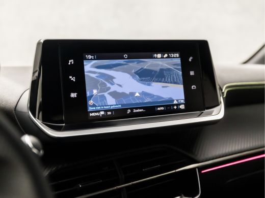 Peugeot 208 1.2 PureTech GT Sport (VIRTUAL COCKPIT, APPLE CARPLAY, GROOT NAVI, LEDER, 360 CAMERA, ADAPTIVE CR... ActivLease financial lease