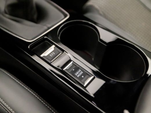 Peugeot 208 1.2 PureTech GT Sport (VIRTUAL COCKPIT, APPLE CARPLAY, GROOT NAVI, LEDER, 360 CAMERA, ADAPTIVE CR... ActivLease financial lease